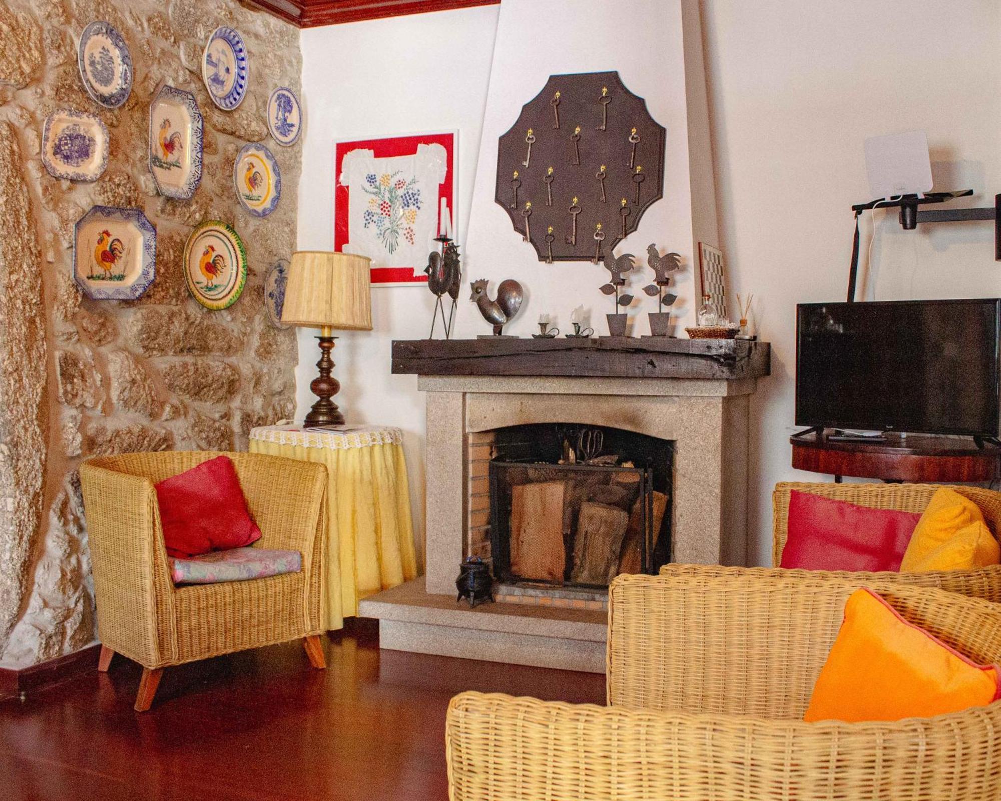 Casa Das Fontes ปอนเจ ดา บาร์กา ภายนอก รูปภาพ
